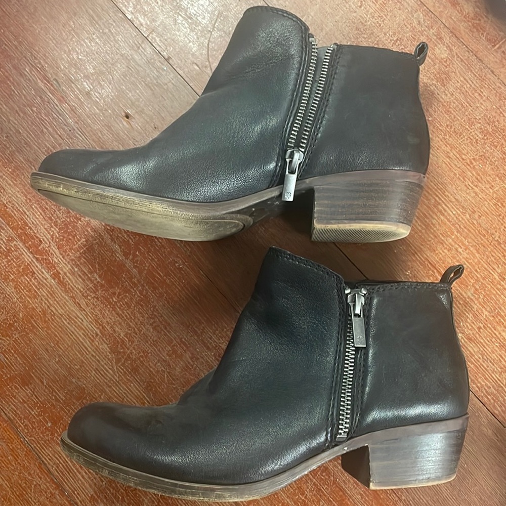 Lucky Brand • Black Leather Zippered Ankle Booties